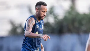 Neymar pode ficar fora de possível final do Campeonato Paulista após convocação na seleção brasileira?