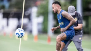 Recuperação de Neymar anima Santos, que conta com o jogador como titular em estreia do Brasileirão contra o Vasco