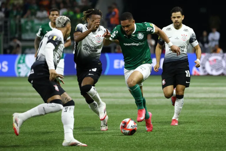 Palmeiras tem chance de reverter e ser tetracampeão paulista? Veja odds contra Corinthians