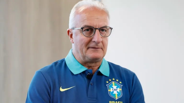 Rivellino crava possível substituto de Dorival Júnior na seleção brasileira: “Vai ser”