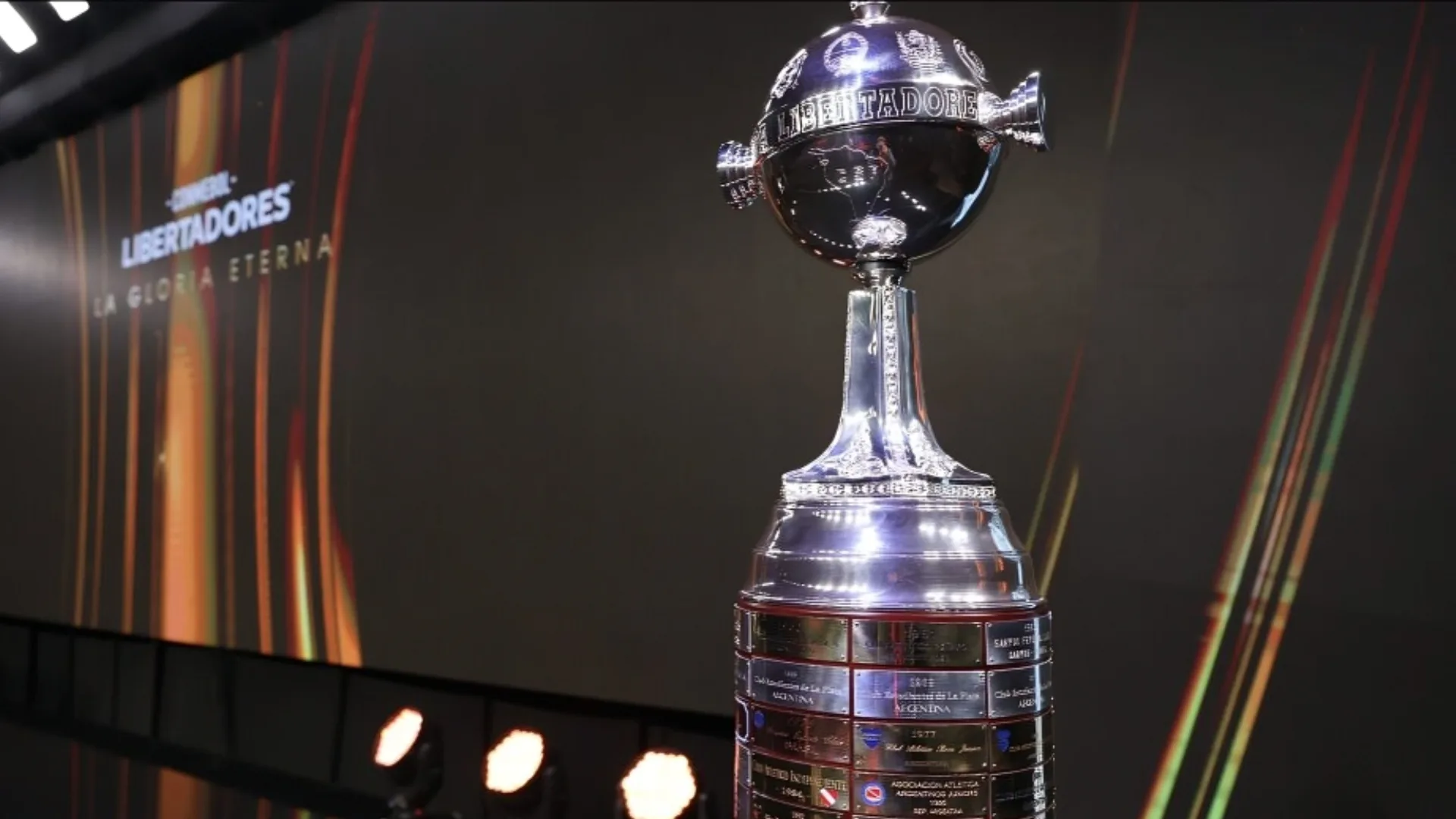 Rivellino antecipa campeão do Brasileirão e Libertadores 2025: “Favorito”