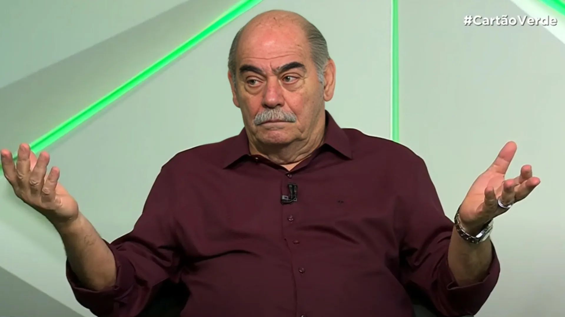 Rivellino detona atitude de Dorival na seleção brasileira: “Está errado”