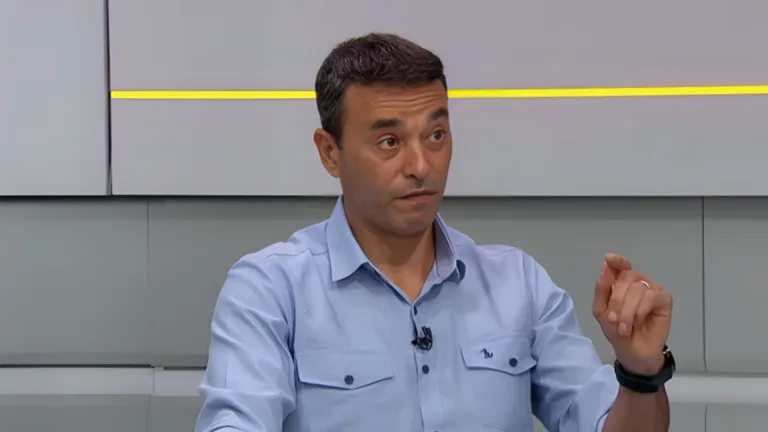 Rizek alerta time que decepciona no Brasil em 2025: “Péssimo”