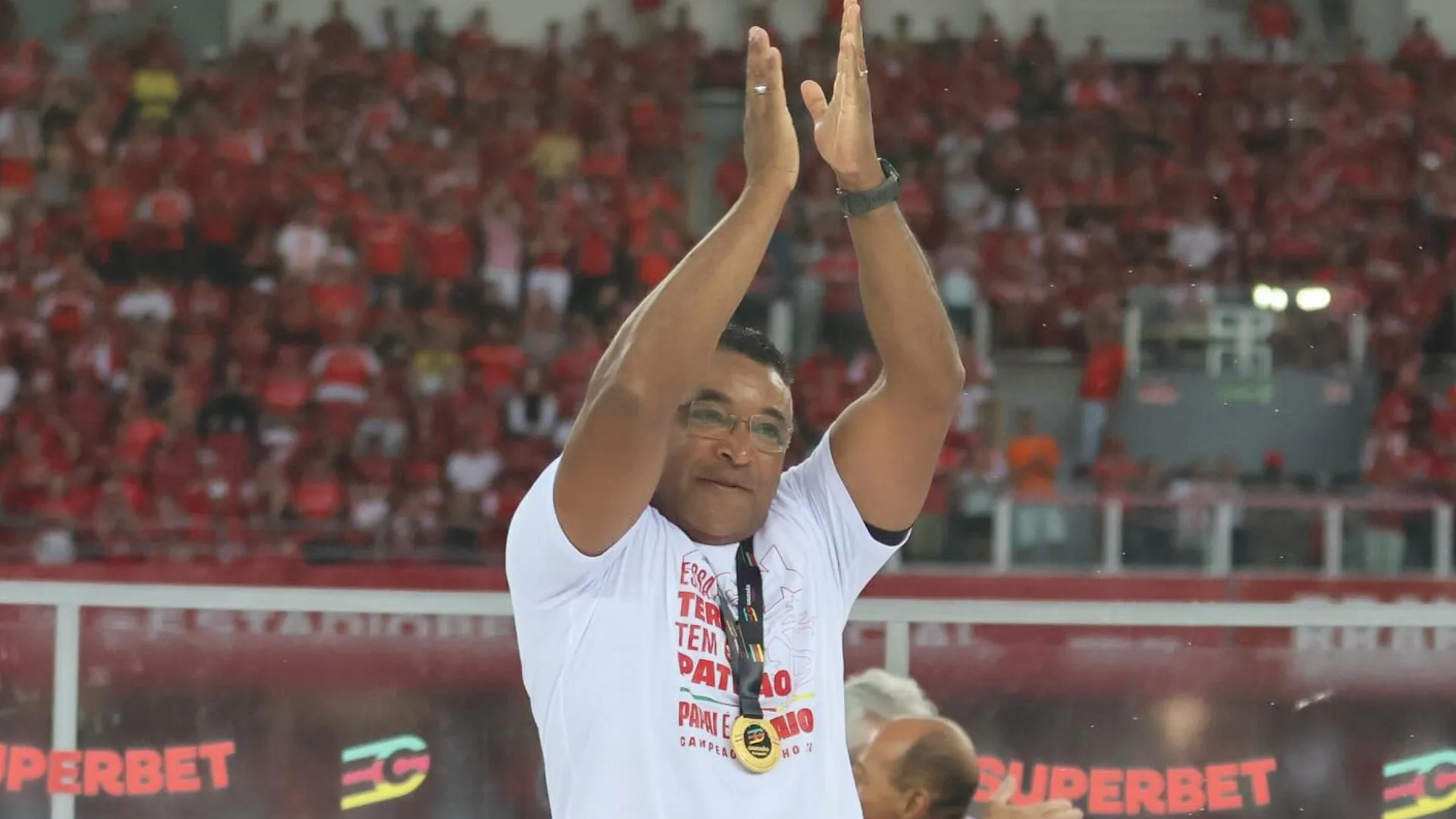 Roger Machado explica representatividade do título do Gauchão conquistado com o Internacional