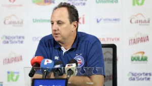 Rogério Ceni, do Bahia, aponta time complicado de encarar no Brasil