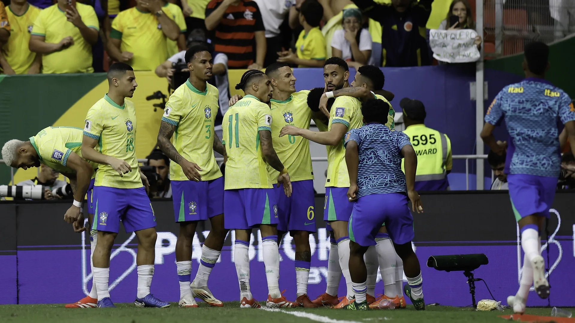 Casagrande protesta contra ausência de dois atletas na seleção brasileira: “Pensamento arcaico”