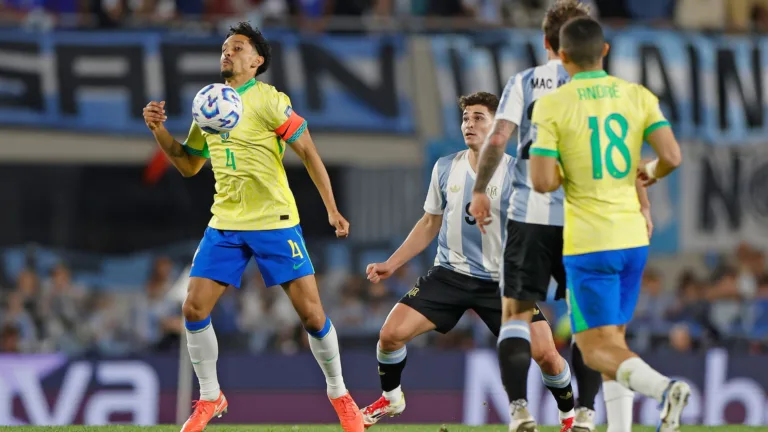 Rivaldo define derrota da seleção brasileira contra a Argentina “como vexame”