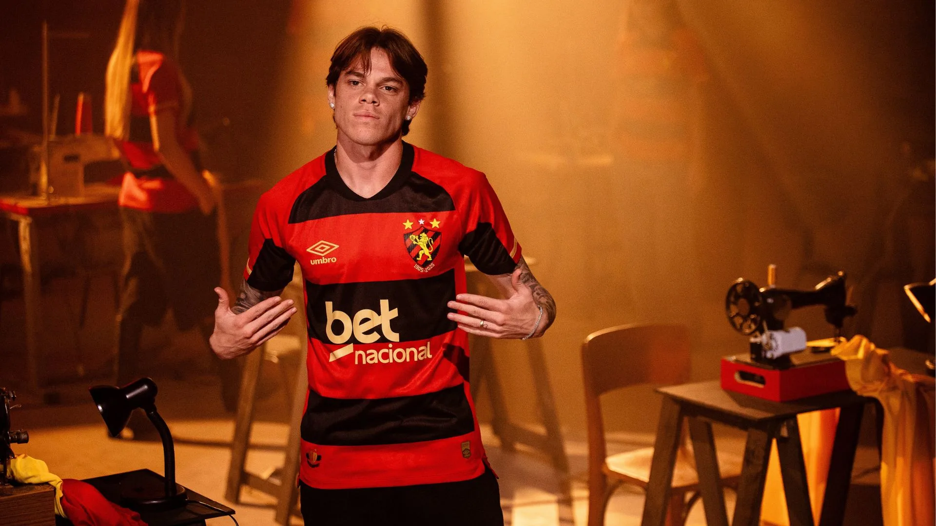 Sport lança novo uniforme em homenagem aos 120 anos do clube