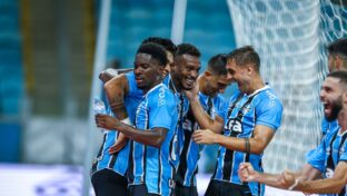 Grêmio faz sua estreia nesta quarta-feira na Sul-Americana (Foto: Lucas Uebel/Grêmio FBPA)