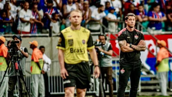 Técnico falou de situação do Vitória na temporada (Foto: Victor Ferreira/ECV)
