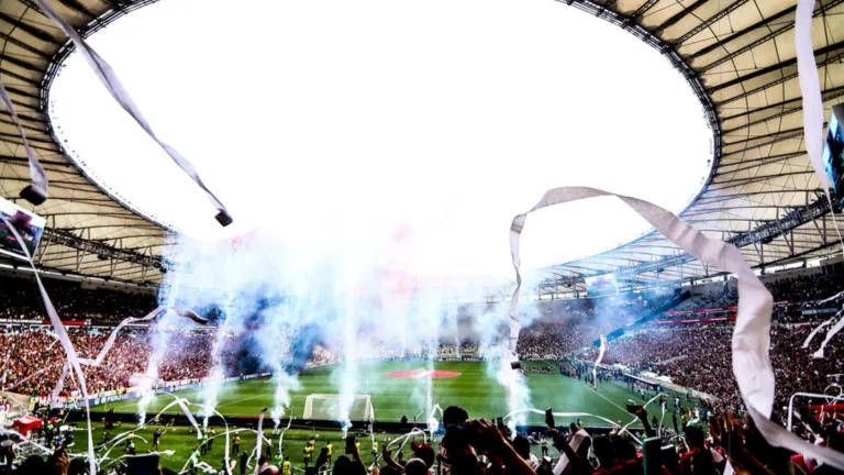 Renato Maurício Prado define duas torcidas insuperáveis no Brasil: “Religiões”