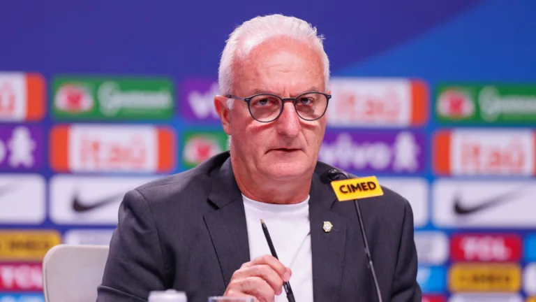Tostão elege grande problema para Dorival na seleção brasileira