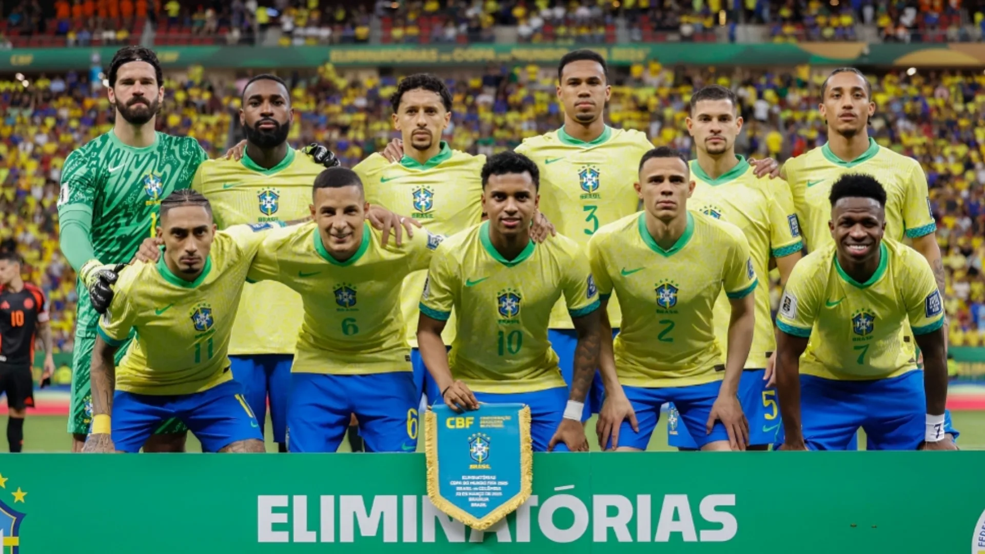 Tostão alerta para três jogadores devendo na seleção brasileira: “É um problema”