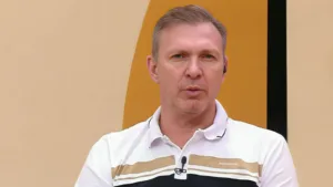 Velloso sinaliza time ‘ajudado’ pela arbitragem no Brasil: “Impressionante”