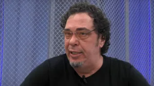 Casagrande aponta treinador que dá espetáculo no Brasil hoje: “Belíssima surpresa”