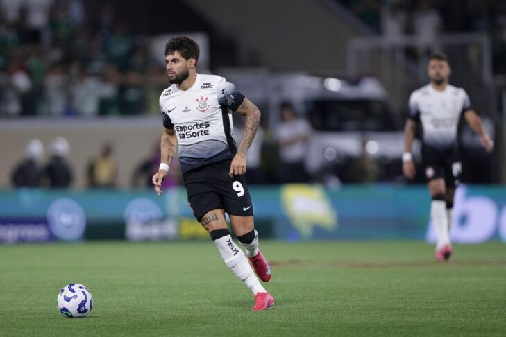 Yuri Alberto em campo pelo Corinthians. Foto: Ettore Chiereguini/AGIF (via AP)