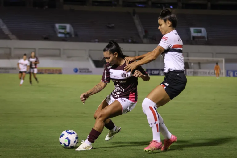 Ferroviária vence o SPFC com gol de Micaelly e assume a liderança no Brasileirão Feminino