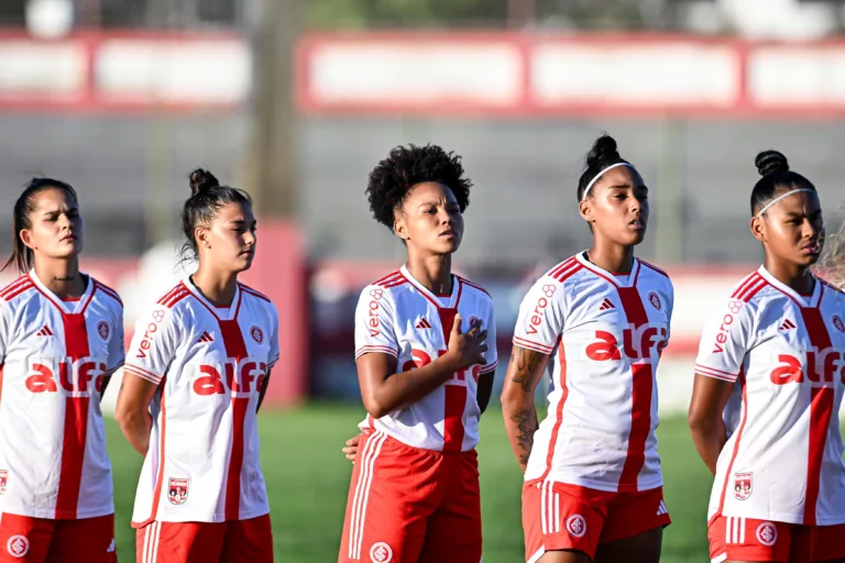 Internacional x Cruzeiro pelo Brasileirão Feminino: escalações e onde assistir a partida