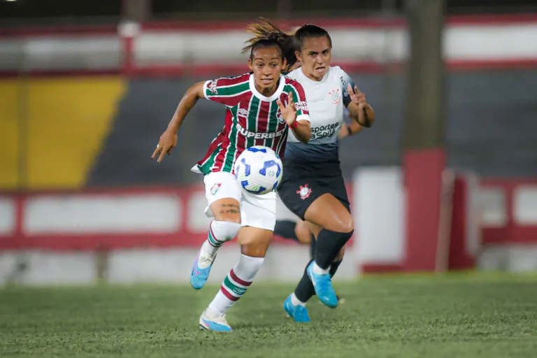 Corinthians empata com Fluminense e chega a 3 partidas sem vencer no Brasileirão Feminino