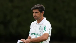 Diretor do Palmeiras, Anderson Barros reforça desejo de renovar com Abel Ferreira