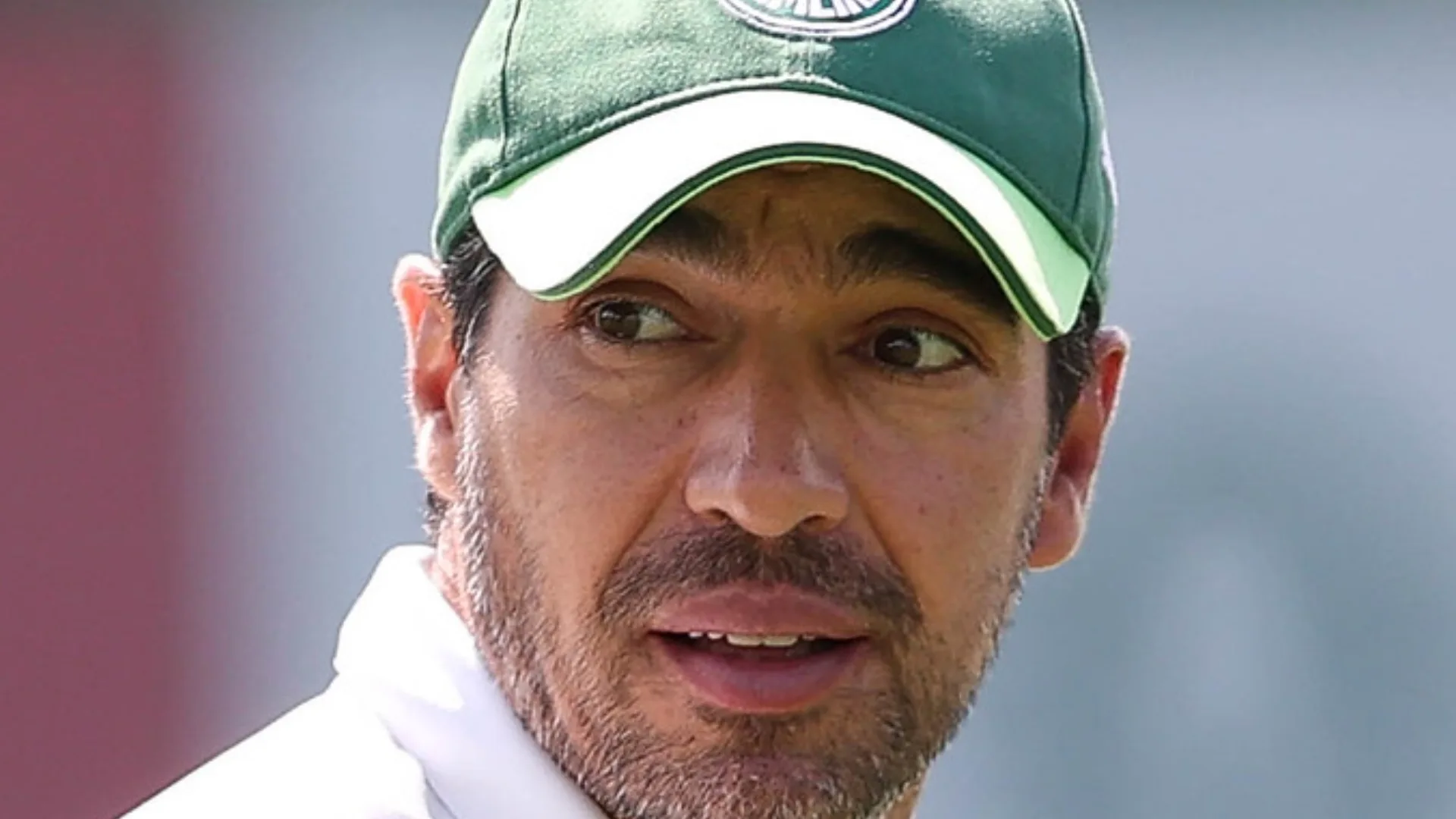 Palmeiras apoia Abel Ferreira, descarta demissão e nos bastidores já trabalha por renovação de contrato