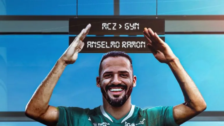 Goiás anuncia contratação do atacante Anselmo Ramon para disputa da Série B do Brasileirão