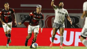 Nilson Cesar antecipa resultado de Atlético-MG x São Paulo pelo Brasileirão: “Não perde”