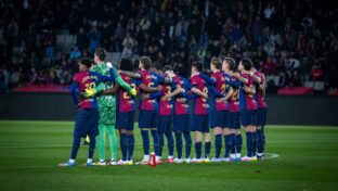 Jogadores do Barcelona (foto: Victor Salgado/FCB)