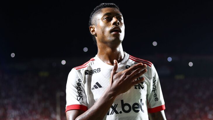Bruno Henrique, em jogo no Brasileirão (Gilvan de Souza/Flamengo)