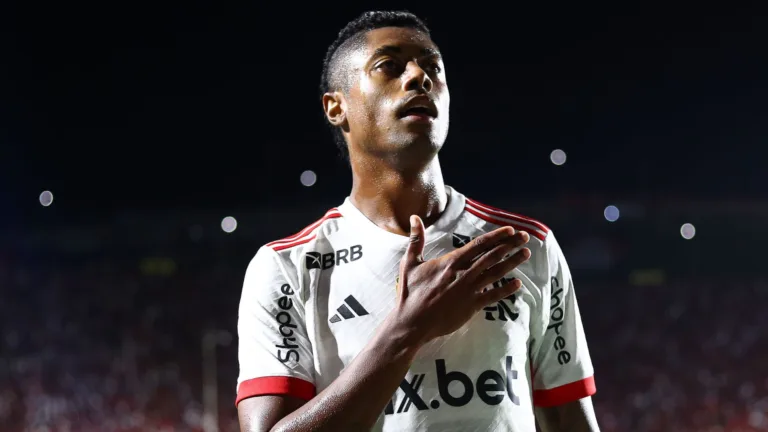 Torcedores rivais se revoltam com punição de Bruno Henrique, do Flamengo, após julgamento: “12 jogos é pouco”