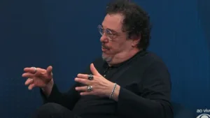 Casagrande alerta risco de rebaixamento no Brasileirão: “Altíssimo”