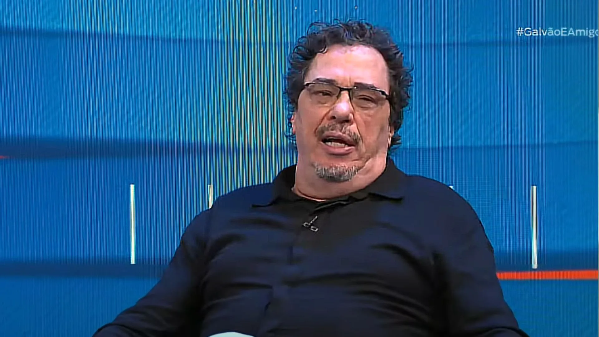 Casagrande elege técnico que merece “palmas” no futebol brasileiro: “Parabéns”