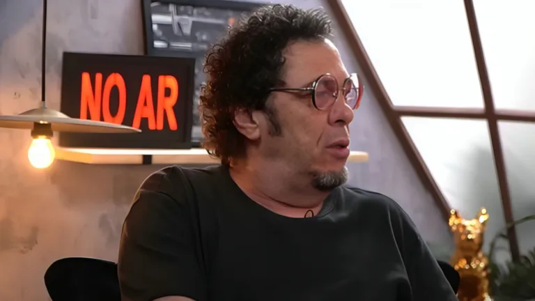 Casagrande sinaliza técnico que escapou de demissão no Brasil: “Aliviado”