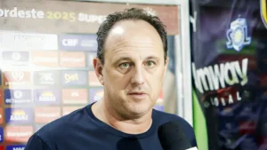Rogério Ceni, do Bahia, elege camisa 9 letal do Brasileirão: “Muita frieza”
