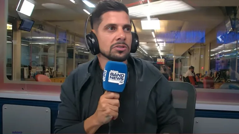 Cicinho indica o Flamengo como virtual campeão do Brasileirão 2025: “Para tirar dessa posição vai ser difícil”