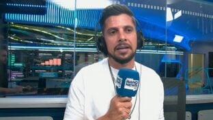 Cicinho, comentarista da Band (Reprodução)