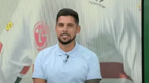 Cicinho crava time que pode ‘renascer’ no Brasil em 2025: “Competitivo”