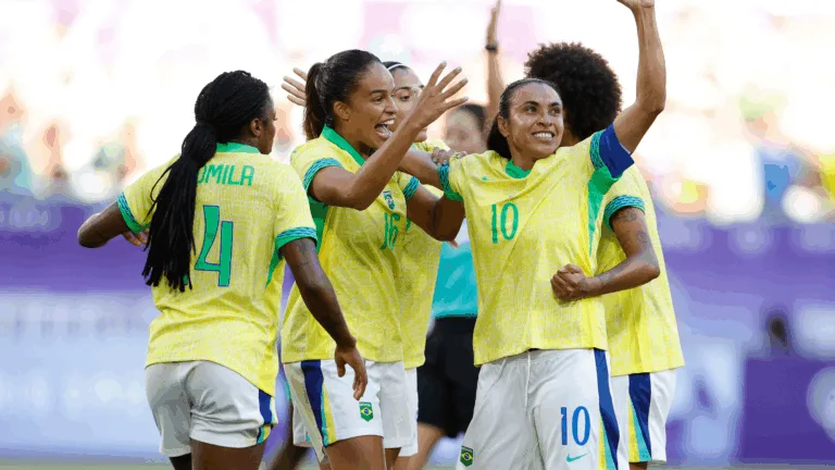 Veja as jogadoras que podem continuar o legado de Marta na seleção brasileira