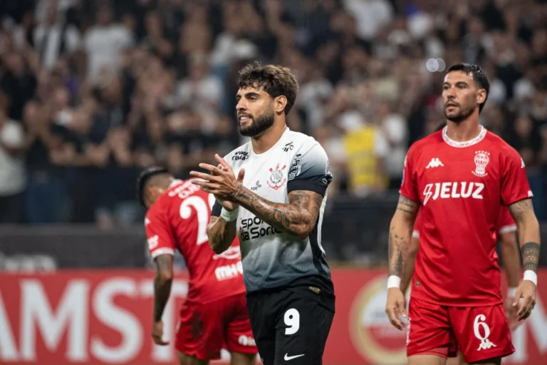 Corinthians consegue primeira vitória na Sul-Americana? Veja odds