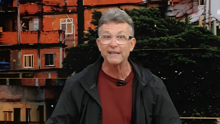 Craque Neto crava maior lateral-direito da história do futebol: “Exemplo”