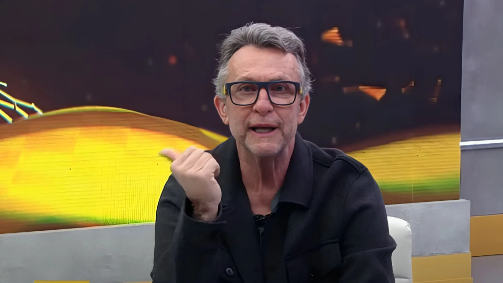 Craque Neto elege técnico que foi ‘enganação’ no Brasil: “Ficou rico”