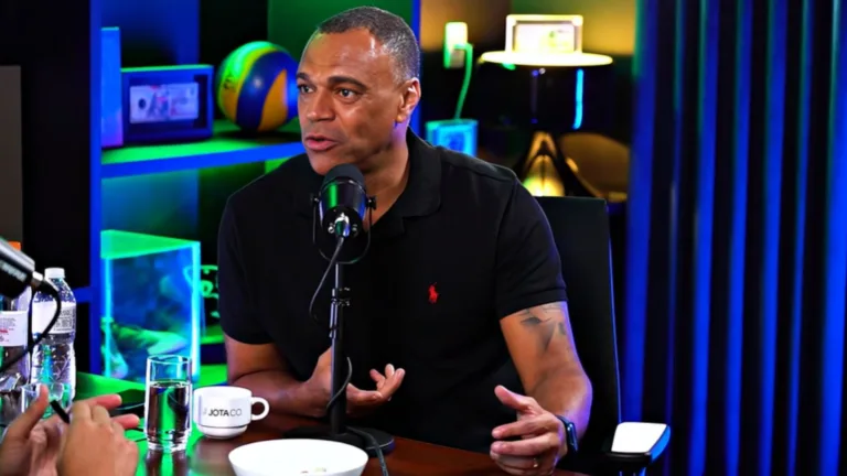 Denílson antecipa clube que vai surpreender no Brasileirão: “Eu acrescento” 