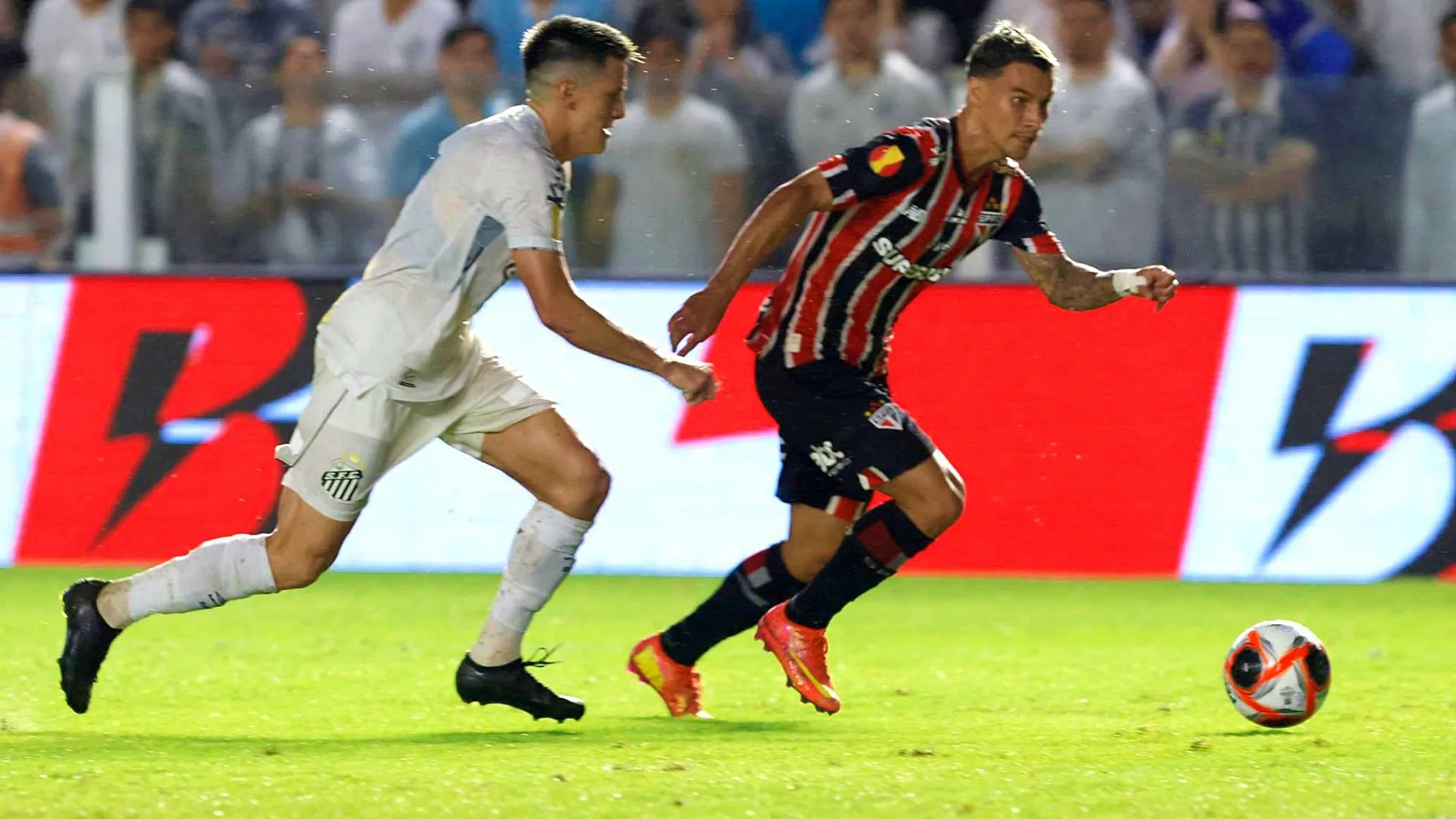 São Paulo x Santos: onde assistir ao clássico pelo Brasileirão