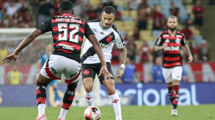Diego Souza manda recado antes de Vasco x Flamengo pelo Brasileirão Diego Souza manda recado antes de Vasco x Flamengo pelo Brasileirão