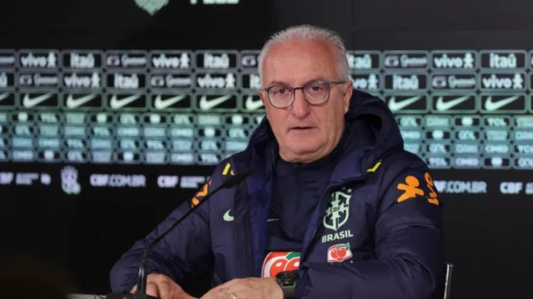 Santos procura Dorival Júnior e Tite para substituir Caixinha, mas treinadores não se mostram interessados