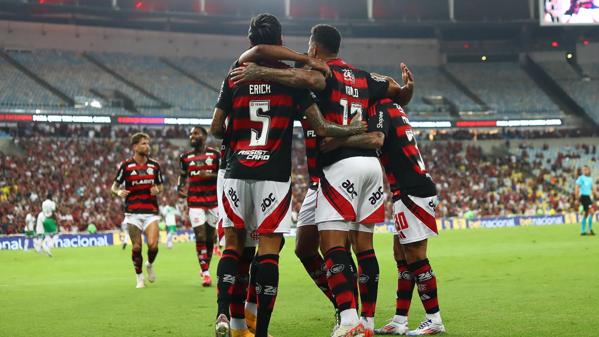 Muller banca único time que bate de frente com o Flamengo no Brasil hoje