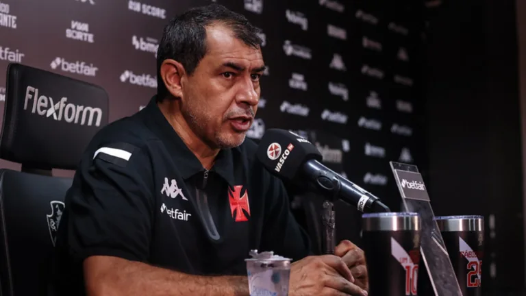 Fábio Carille, do Vasco, aponta torcida impaciente no Brasil hoje: “Entendo e respeito”