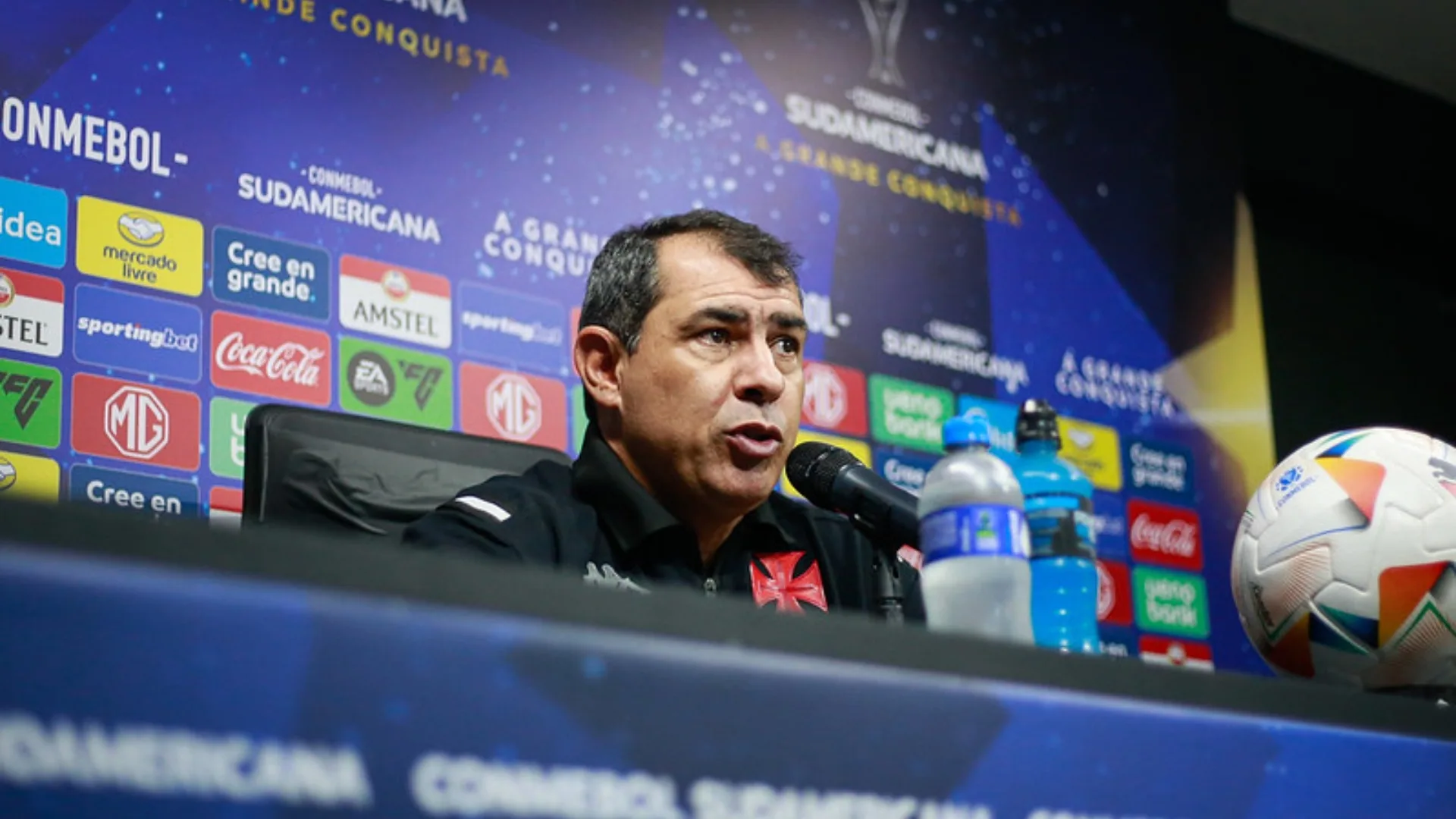 Carille muda Vasco contra o Cruzeiro pelo Brasileirão Série A; veja o provável time