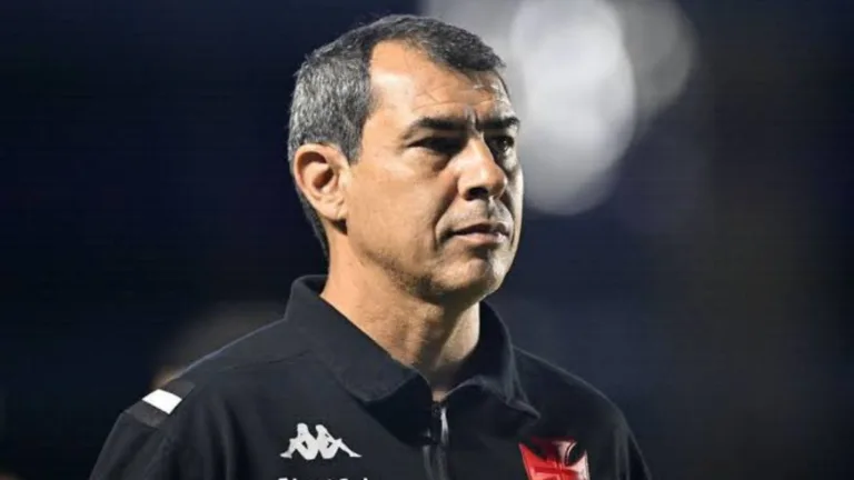 Vasco anuncia demissão de Fábio Carille após mais uma derrota no Brasileirão
