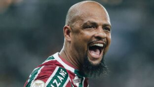 Felipe Melo se aposentou com camisa do Fluminense (Divulgação)